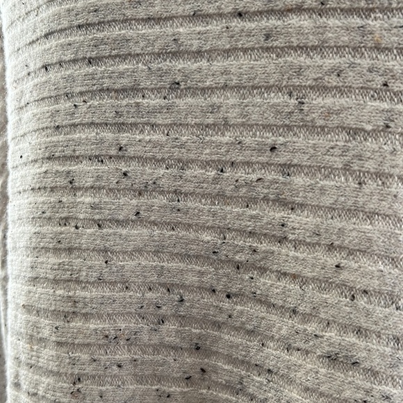 Oatmeal Colored V-Neck Sweater - New With Tags - Medium - Picture 3 of 6